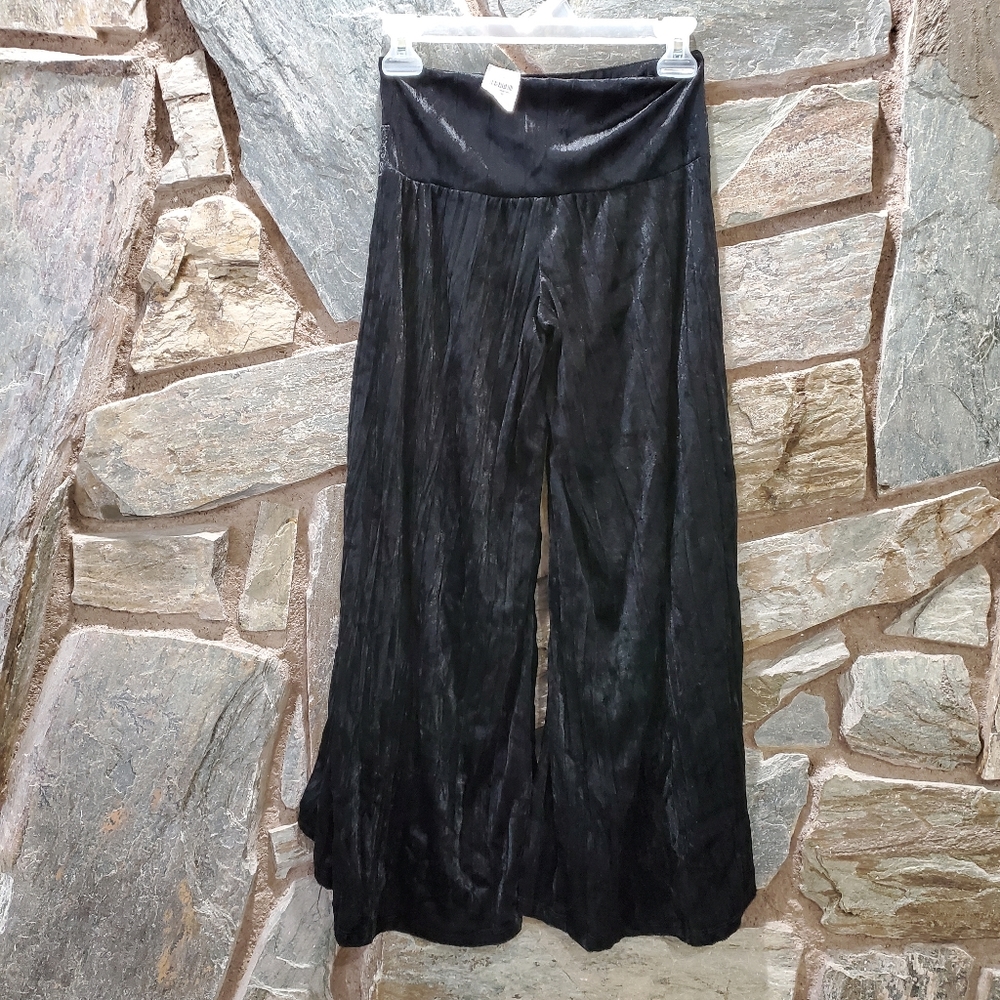 Rave Wide leg Velvet Capris sz sm - Picture 3 of 7